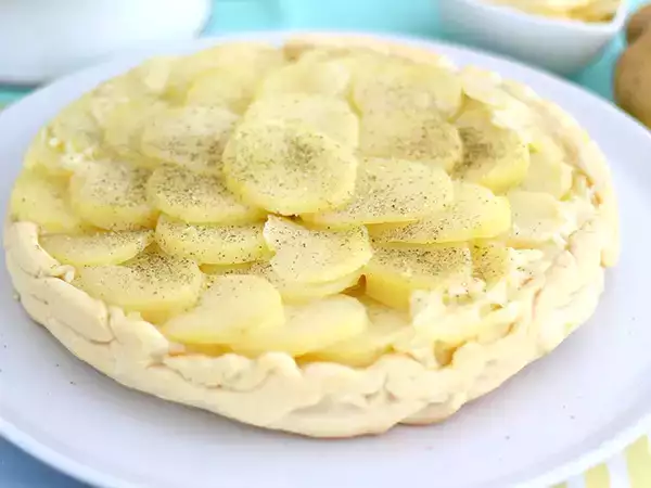 Recept Tarte tatin iz krompirja in kantala