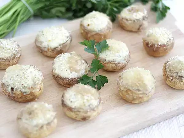 Recept Polnjene gobe za aperitiv
