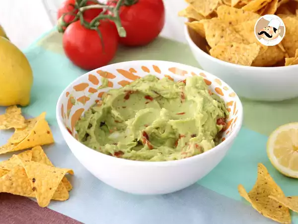 Recept Preprost guacamole, korak za korakom