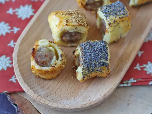 Recept Kmečke pogačice s klobaso in sirom, pripravljene v zračni fritezi