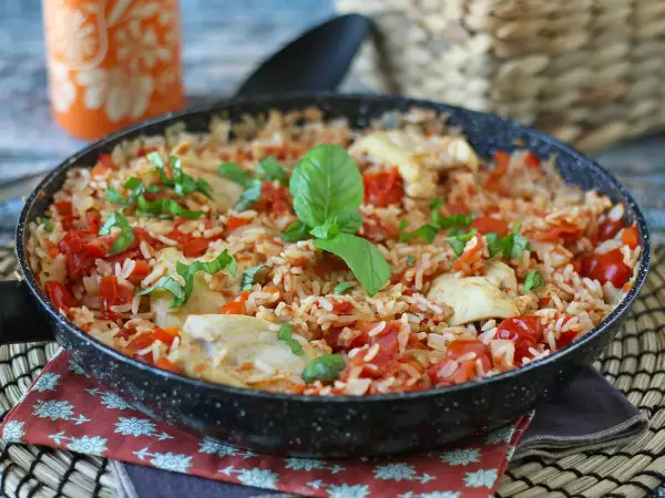 Recept Enolončnica s piščancem, riž z paradižnikom in papriko