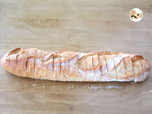 Česnov in peteršiljev kruh - Priprava korak 1