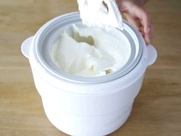 Sladoled iz jogurta in malin - Priprava korak 8