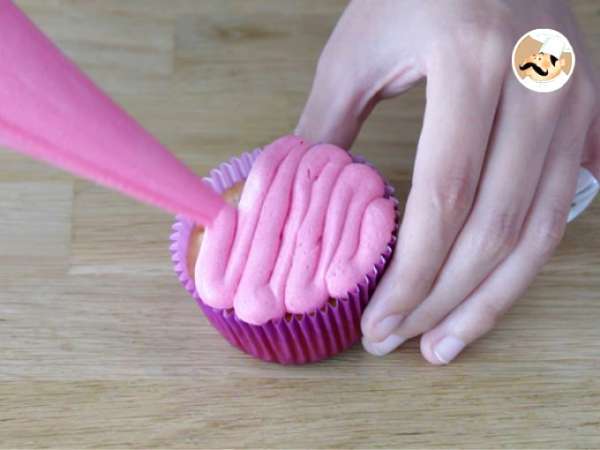 Monster cupcakes za noč čarovnic - Priprava korak 15