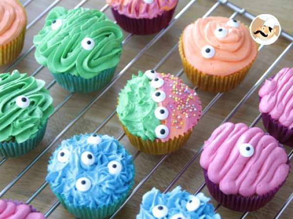 Monster cupcakes za noč čarovnic - Priprava korak 18