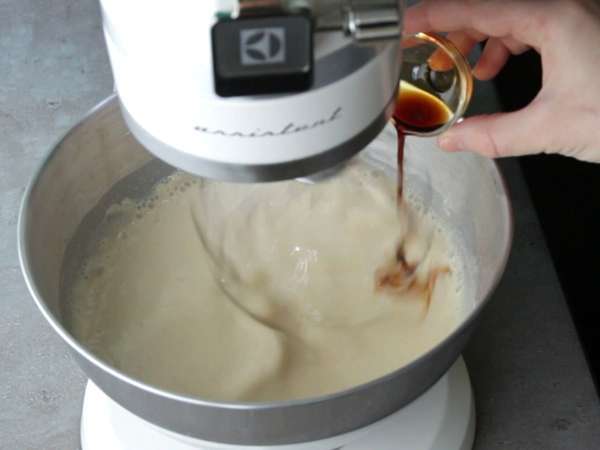 Lahke palačinke brez glutena in mleka - Priprava korak 3