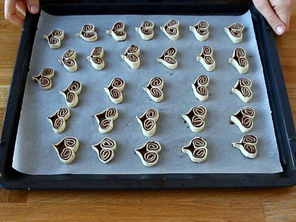 Srca iz listnatega testa za valentinovo - Priprava korak 7