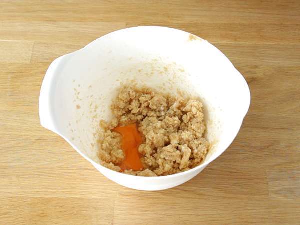 Velikanska torta s piškoti in marshmallows - Priprava korak 2