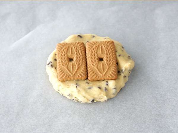 Velikanska torta s piškoti in marshmallows - Priprava korak 6