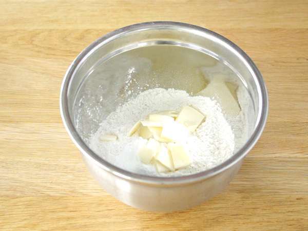 Štruklji z dimljenim lososom in koprom - Priprava korak 1