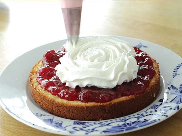 Victoria Sponge Cake - Priprava korak 6