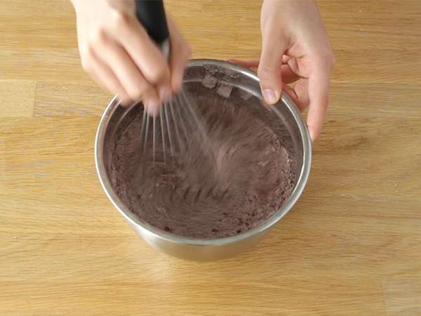 Guinnessova torta, Guinnessova pivska torta - Priprava korak 2