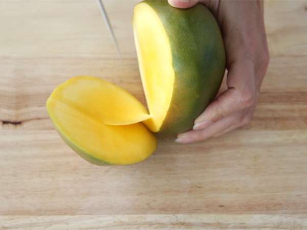 Kremni mangov mousse - Priprava korak 1