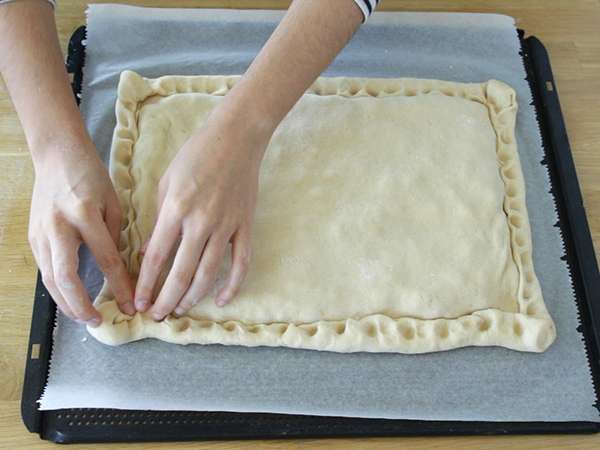 Španske empanade iz tune - Priprava korak 11