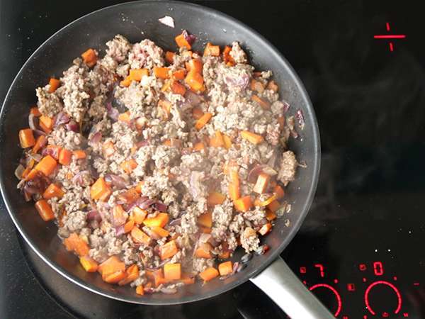 Pastirska pita - Hachis parmentier britannique - Priprava korak 2