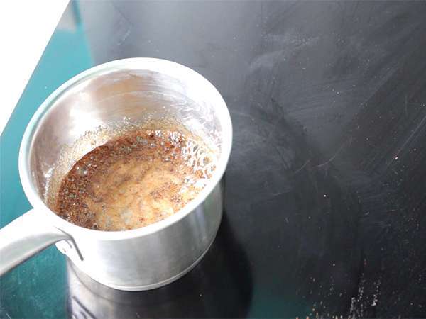 Tarte iz češnjevega paradižnika tatin - Priprava korak 1