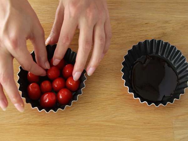 Tarte iz češnjevega paradižnika tatin - Priprava korak 3