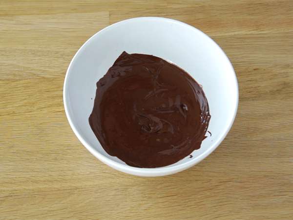 Domači čokoladni čipsi - Priprava korak 1