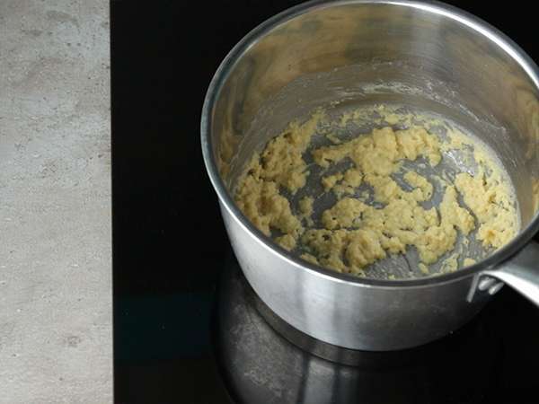 Béchamel omaka, enostaven recept - Priprava korak 2