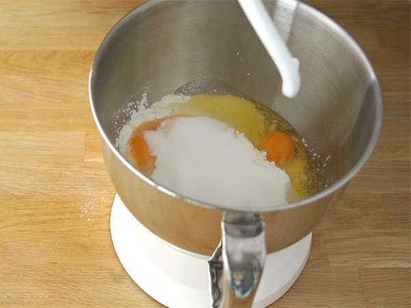 Zlati, puhasti brioš - Priprava korak 1