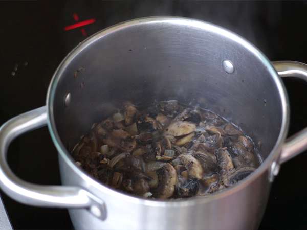 Kremna gobova juha - Priprava korak 3