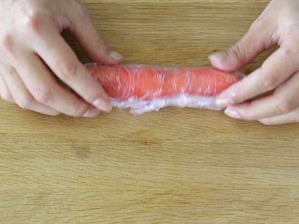 Lososovi zvitki s kozjim sirom in šparglji - Priprava korak 3