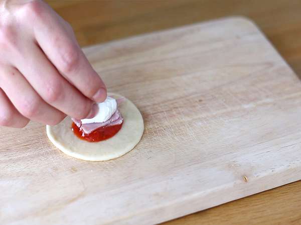 Pica kroglice za delitev - Priprava korak 2