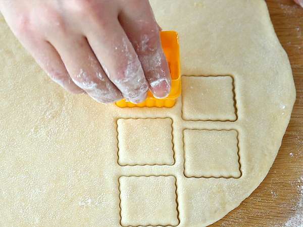 Domači aperitivni piškoti - Priprava korak 3