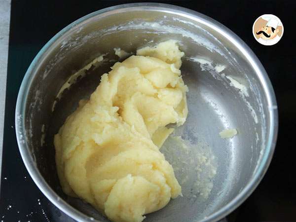 Enostavni sirovi gougères - Priprava korak 2