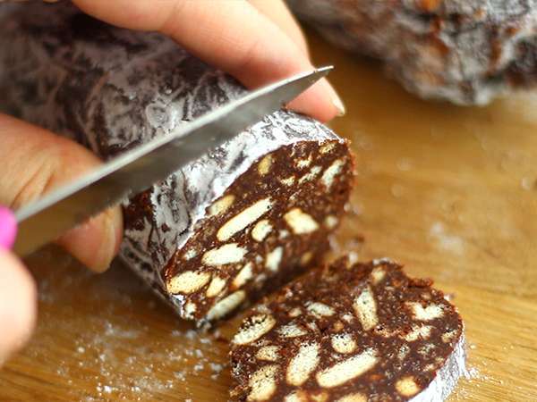 Čokoladna klobasa - Priprava korak 6