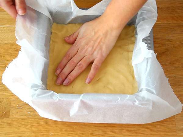 Domači Twix ali Shortbread Millionaire - Priprava korak 2