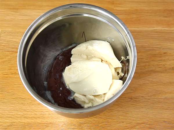 Veganski brownie, brez jajc in mleka - Priprava korak 1