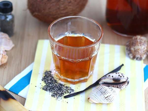 Vanilija in cimet, aranžirana z rumom - Priprava korak 4