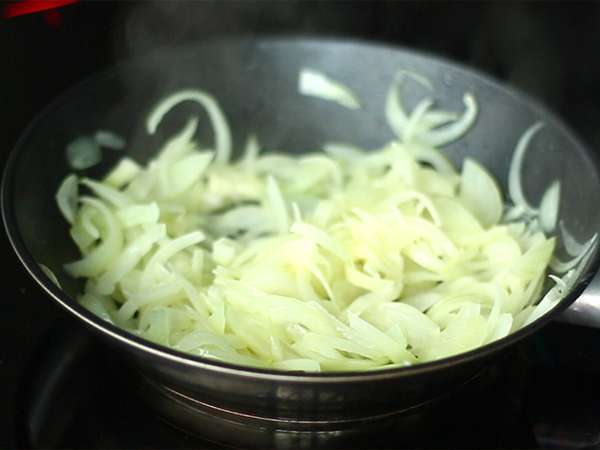 Flammekueche, alzaški flambirani kolač - Priprava korak 4