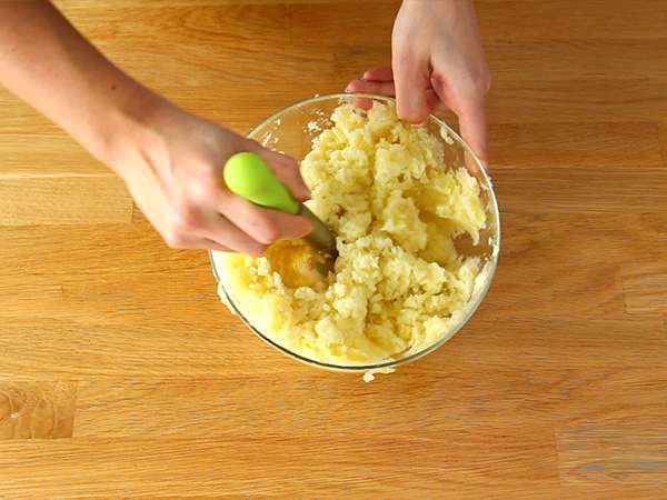 Velikonočna krompirjeva terina - Priprava korak 2