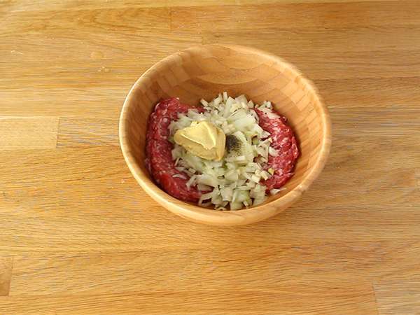 Scotch eggs - jajca v prahu po škotsko - Priprava korak 1