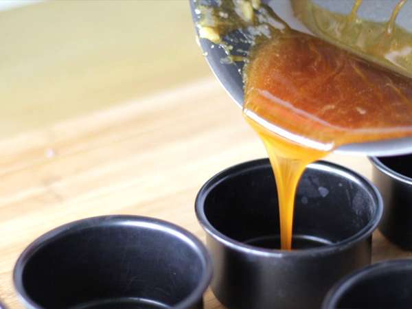 Flan s kondenziranim mlekom - Priprava korak 2