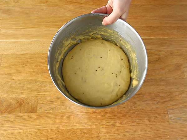 Mouna, tradicionalni velikonočni brioš - Priprava korak 4