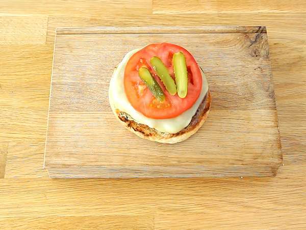Hiter in enostaven domači burger - Priprava korak 5