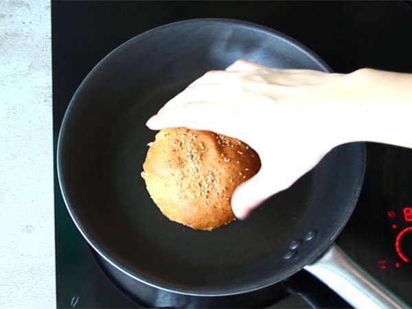 Vegetarijanski burger z rdečim fižolom - Priprava korak 5