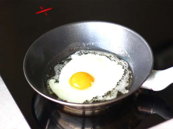 Klubski sendvič z jajcem - Priprava korak 3