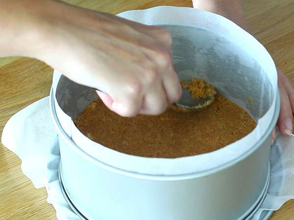 Velikonočni cheesecake - Priprava korak 3