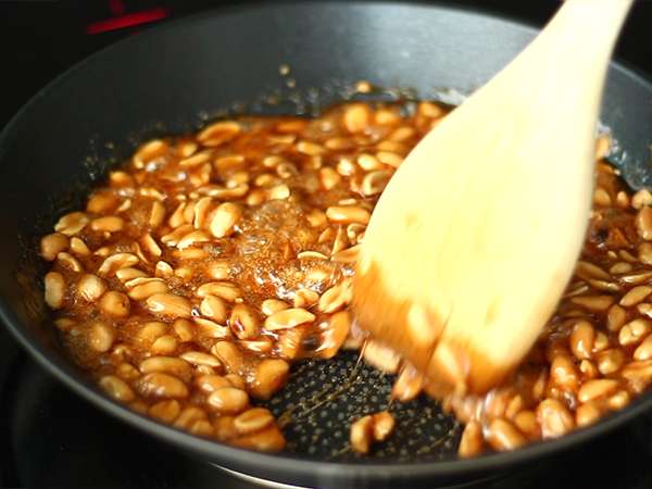 Pralinejski arašidi, najljubši - Priprava korak 2