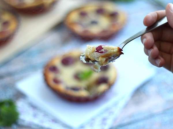 Brezglutenski mini češnjev clafoutis - Priprava korak 5