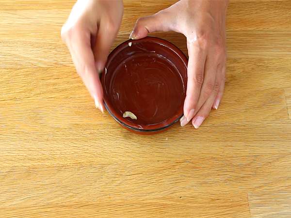 Pizza s Kit Kat in jogurtom Čokolada Danette - Priprava korak 1