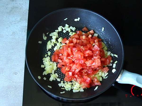 Konjac špageti po provansalsko - Priprava korak 2