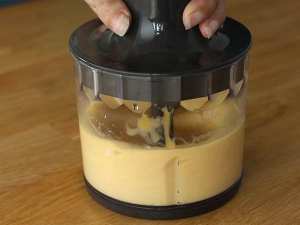 Hitre palačinke brez glutena (banane + jajca) - Priprava korak 2