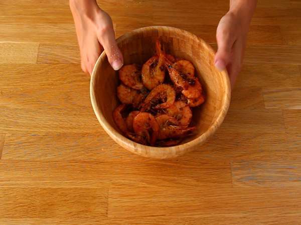 Flambirane kozice v viskiju, podroben recept - Priprava korak 4