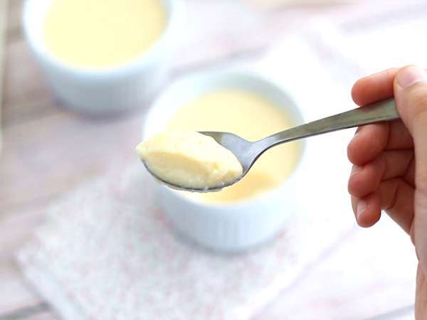 Hitre in enostavne sladice z vanilijevo kremo - Priprava korak 5