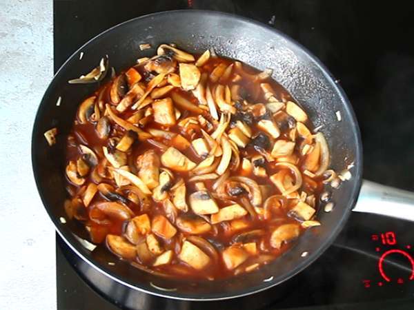 Hitro in enostavno goveje meso Stroganoff - Priprava korak 4